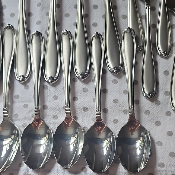 Princess House" BARRINGTON Elegant Silver Cutlery Set - Picture 5 of 5